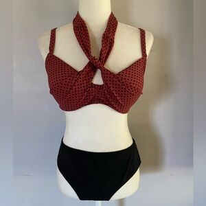 NWT.CUPSHE .2 pcs swim set sise L.
